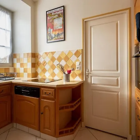 Le Scenario - Appt Center With Parking *