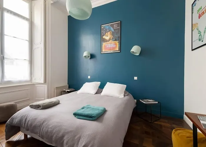 Le Scenario - Appt Center With Parking Carentan